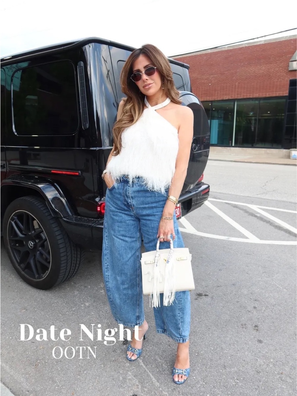 High-Waist Wide Barrel Leg Women Jeans in Medium Blue